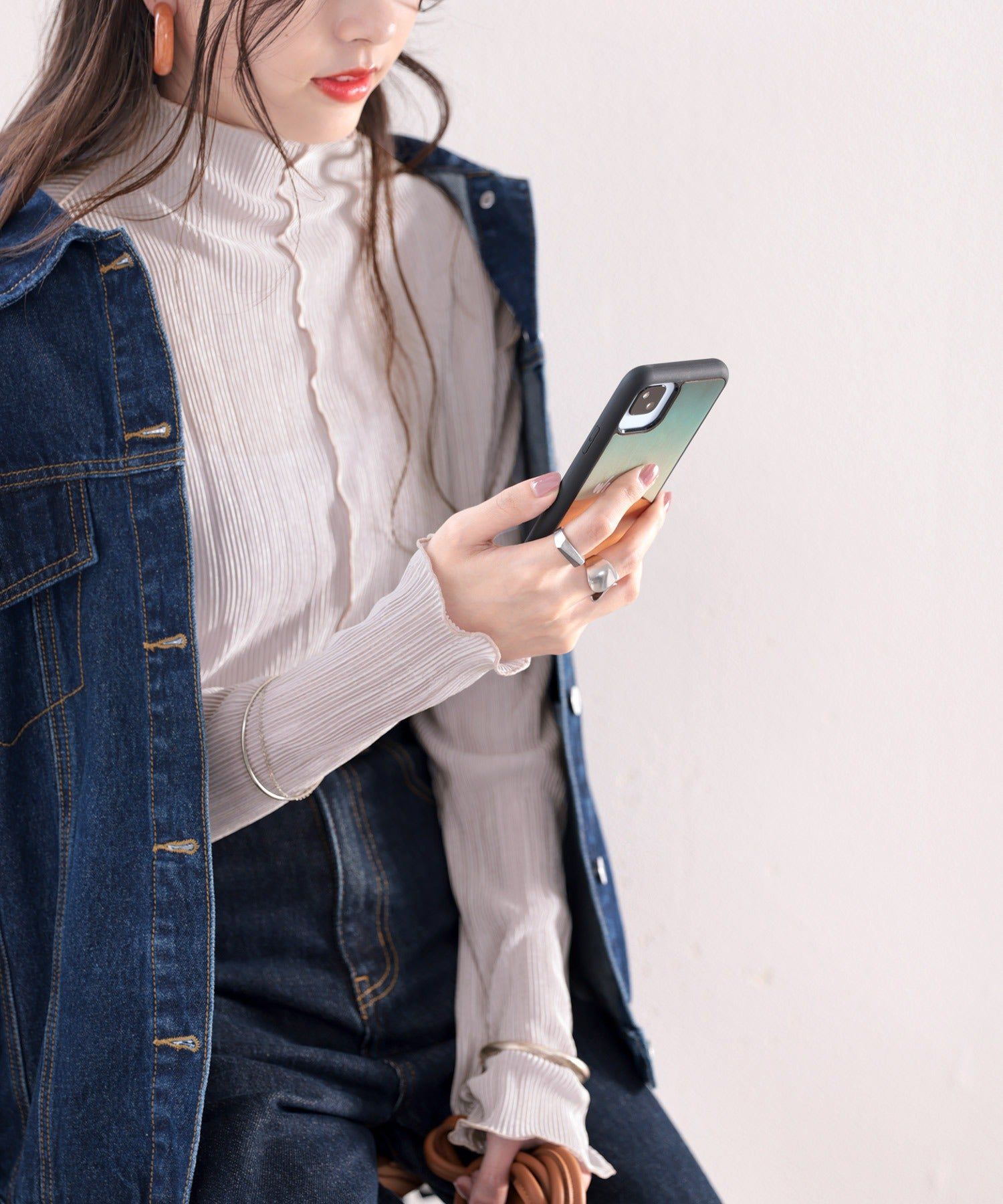 日本 Classical Elf - 光澤感木耳邊薄長袖上衣-酪梨綠