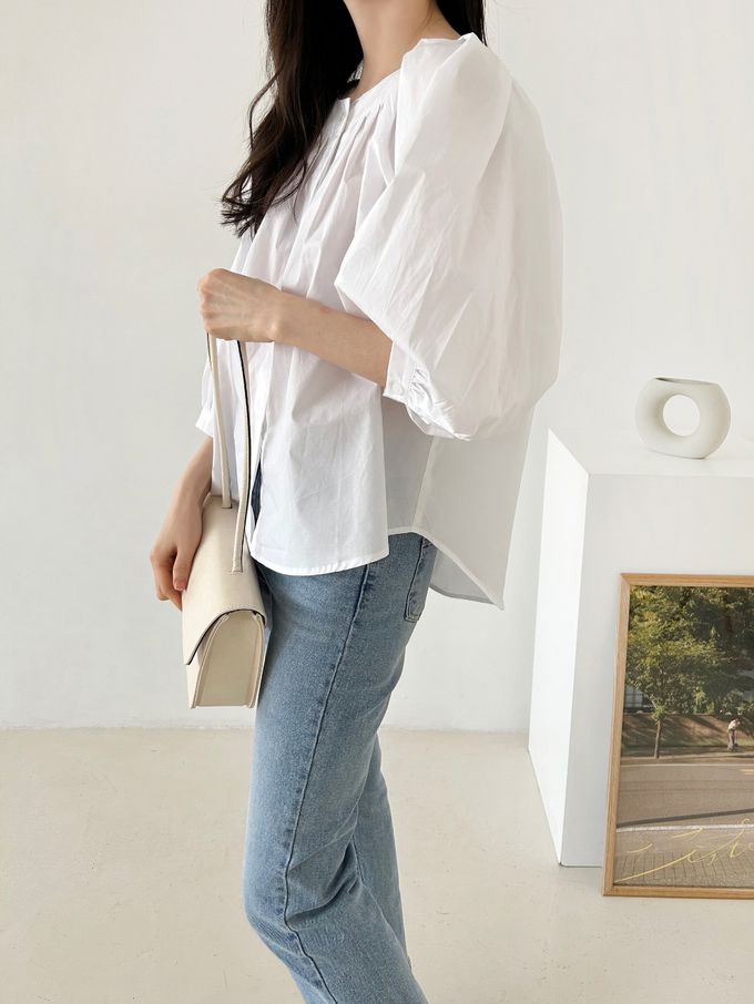 韓國女裝連線 - 氣質抓褶圓領七分袖襯衫-白 (FREE)