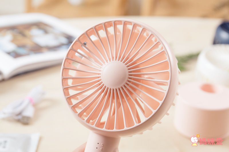 HealthLife 手持 / 電動擺頭兩用清涼小風扇