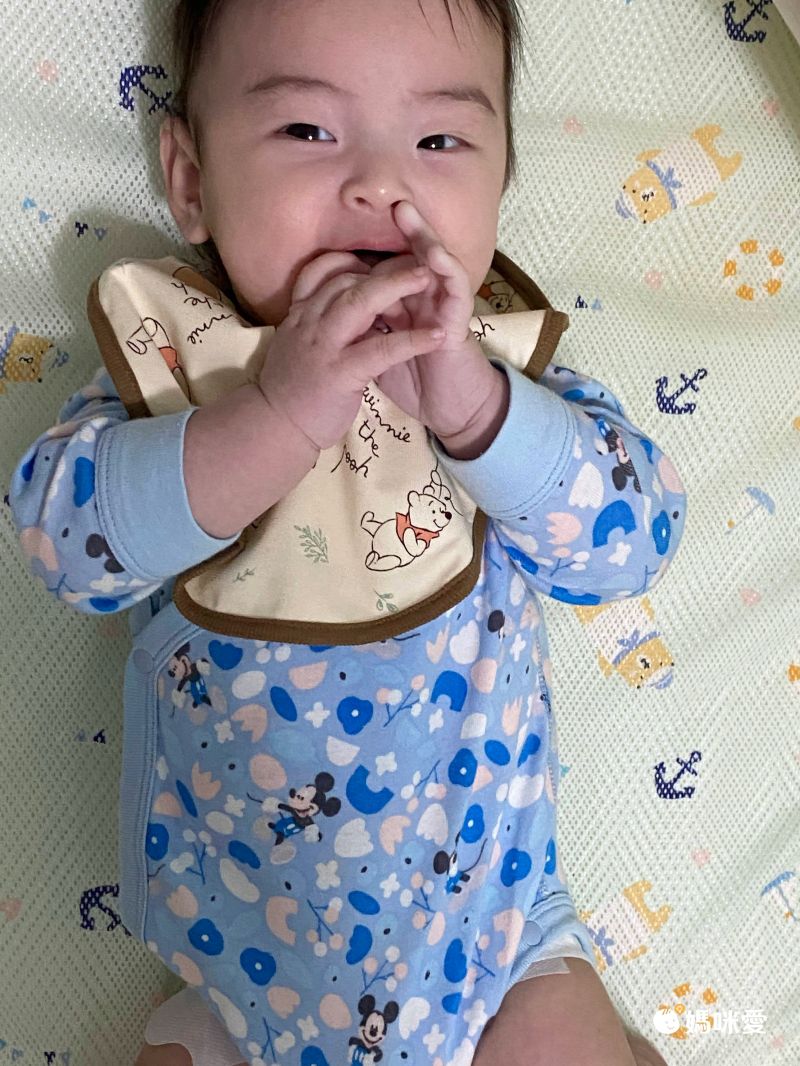 akachan honpo - 圍兜2件組-小飛象-白色 (70~80cm)-身高70~80cm體重9~11kg