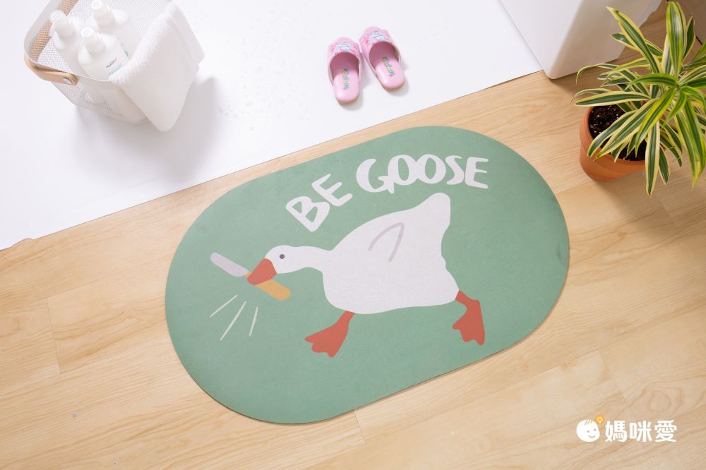 上田屋 - 連續踩踏瞬吸乾爽科技絨腳踏墊/地墊/防霉抗菌快乾好洗/柔軟彈性材質-大白鵝-綠白 (50x80x0.5cm±5%)