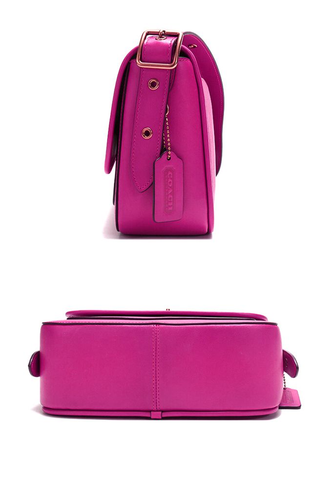 COACH - 素面皮革翻蓋旋釦斜背包 (紫莓)