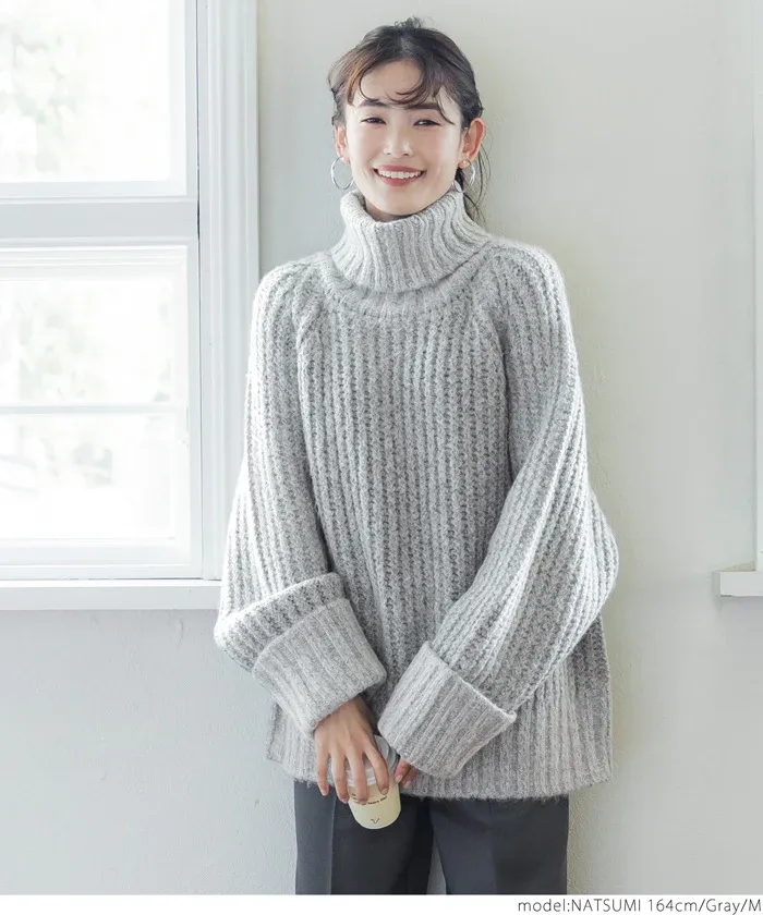 日本 COCA - 份量感高領寬鬆粗編織毛衣-淺灰