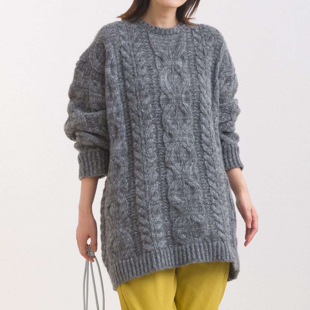 季節感麻花編蓬鬆感針織上衣-深灰