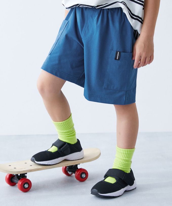 日本 devirock - 防污抗UV 舒適機能短褲-大口袋寬版-檸綠