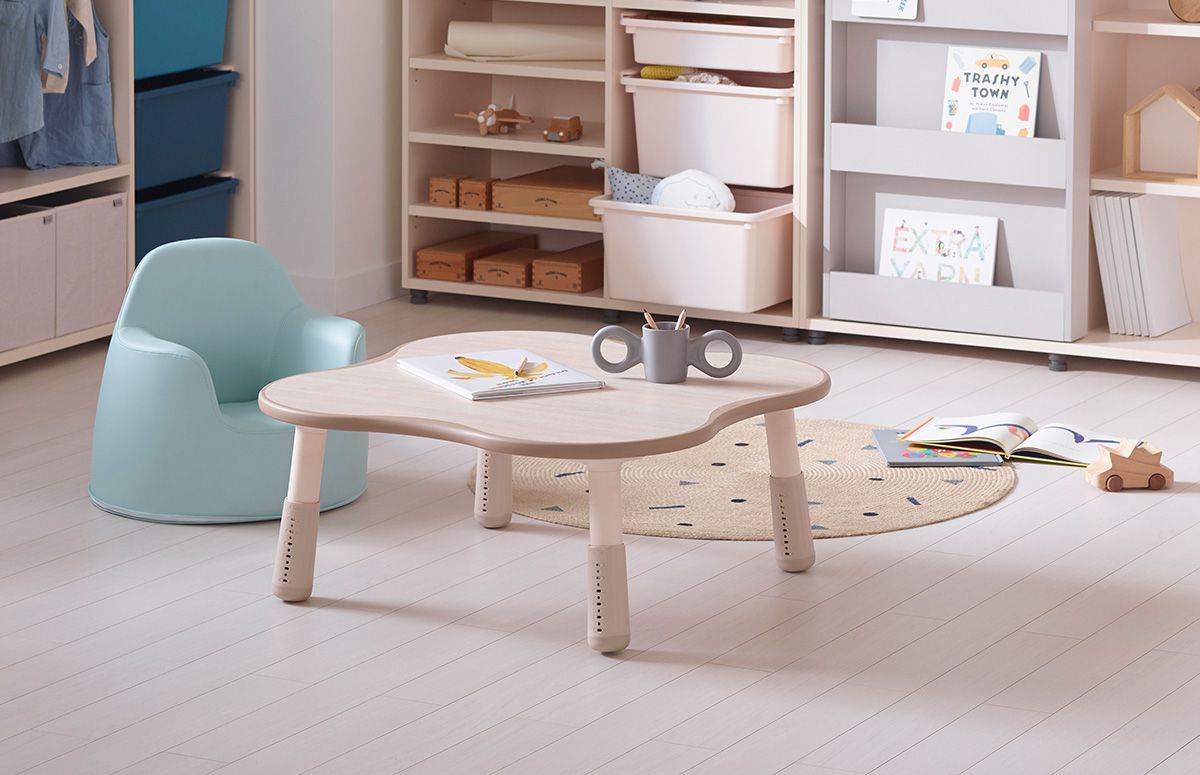 iloom怡倫家居 - Tinkle-Pop 兒童800型 三段式幸運草成長桌-原木色