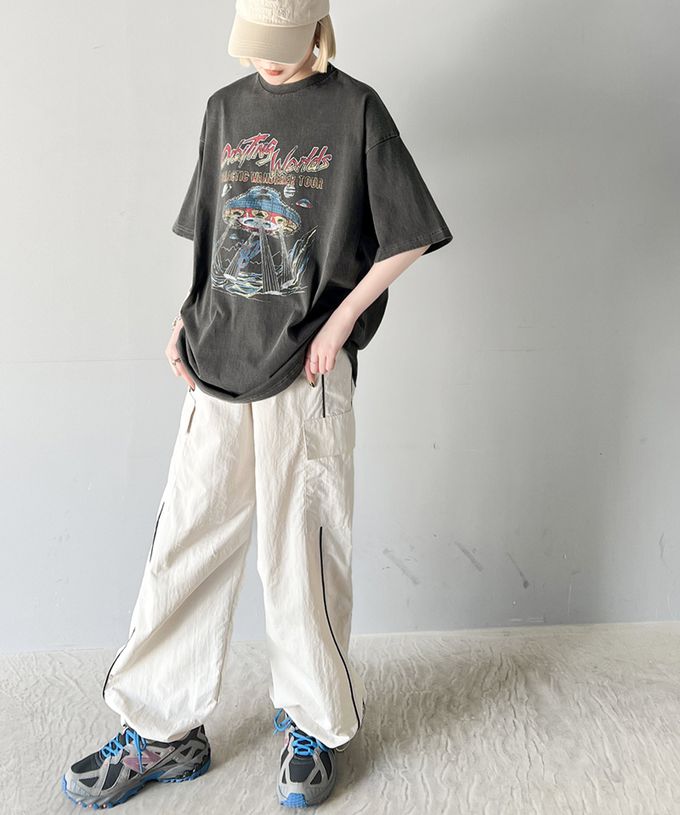 日本 Classical Elf - JAVA 刷色感酷帥印花寬版T恤-炭灰-摩天大樓