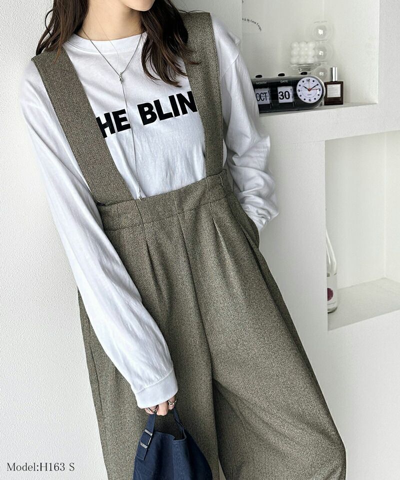 日本 Classical Elf - 高腰工裝風裏起毛寬版吊帶褲-炭黑