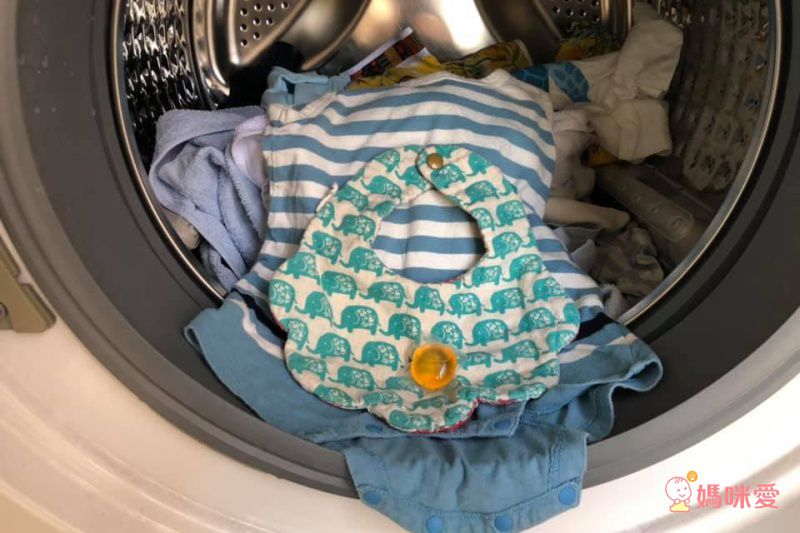 Nuby 洗衣膠囊，10倍超濃縮！不沾手、免量劑量