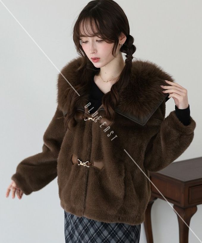 日本 BLUE EAST - 華麗注目皮草感大翻領金扣外套-咖啡