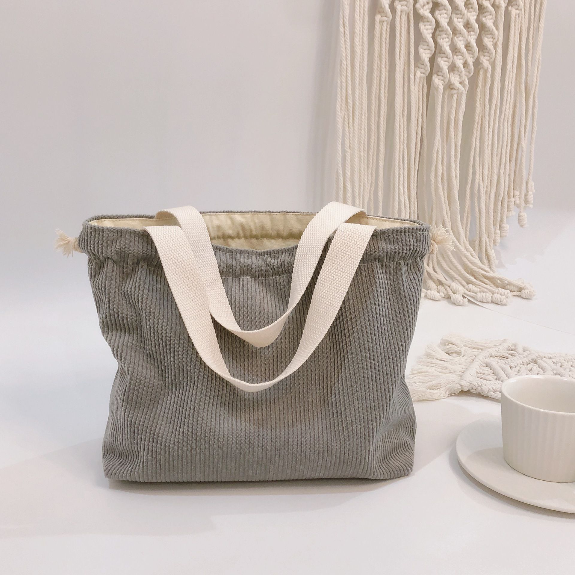 燈芯絨手提束口小布包-灰色 (31x19x10cm)