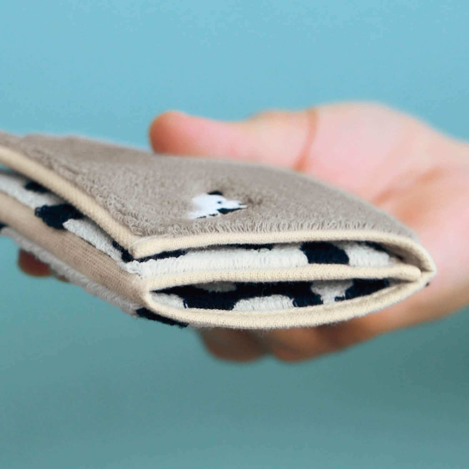 日本千趣會 - 日本製 迪士尼純棉今治方巾/手帕-三折便攜款-米妮點點 (12.5×25cm)