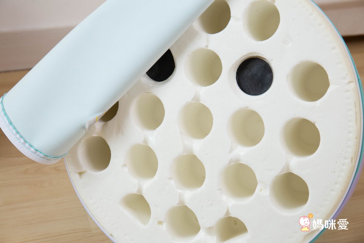 iloom怡倫家居 - ACO小沙發(媽咪抱抱椅)/兒童沙發-童話系列-寶拉白熊