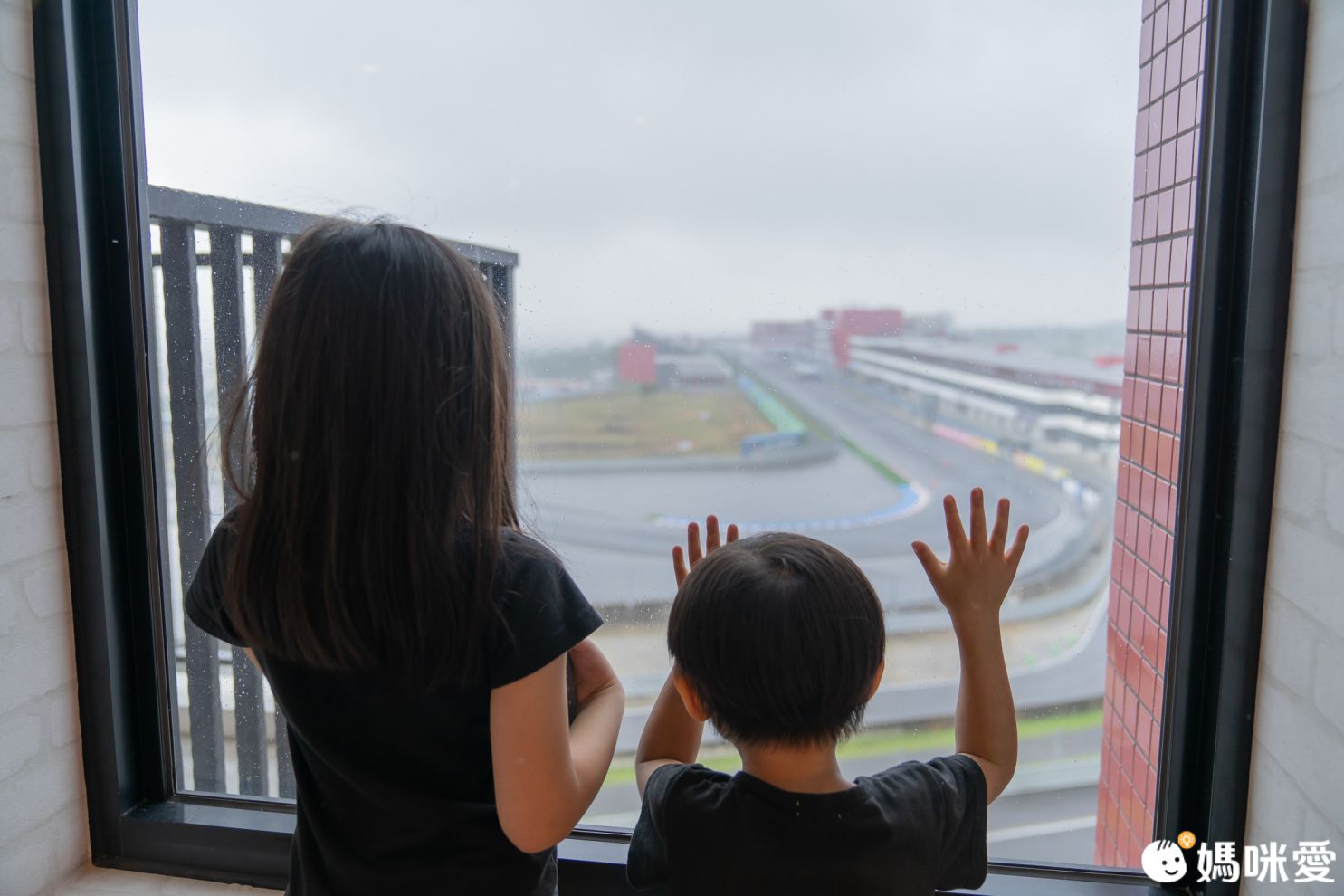 【台中麗寶賽車】主題旅店二大二小含早3,999↘