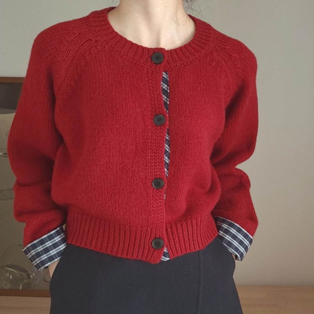 格紋點綴鈕扣針織衫/外套-紅 (FREE)