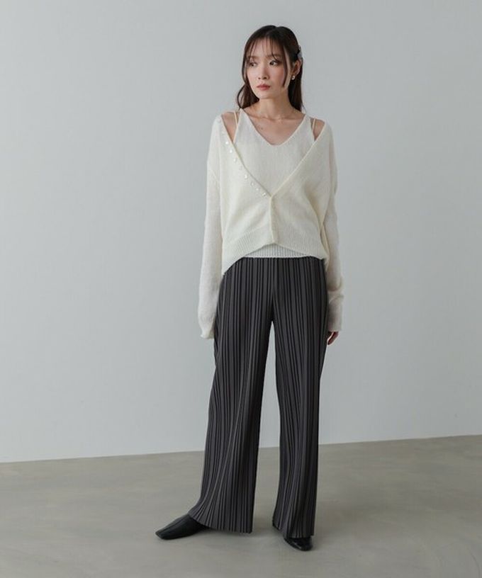 日本 Bab - 光澤修身細百褶舒適長褲-黑