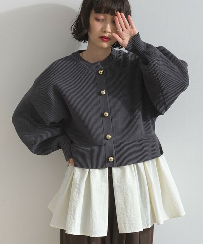 日本 ELENCARE DUE - 羅紋針織美型金扣層次長袖上衣-藍