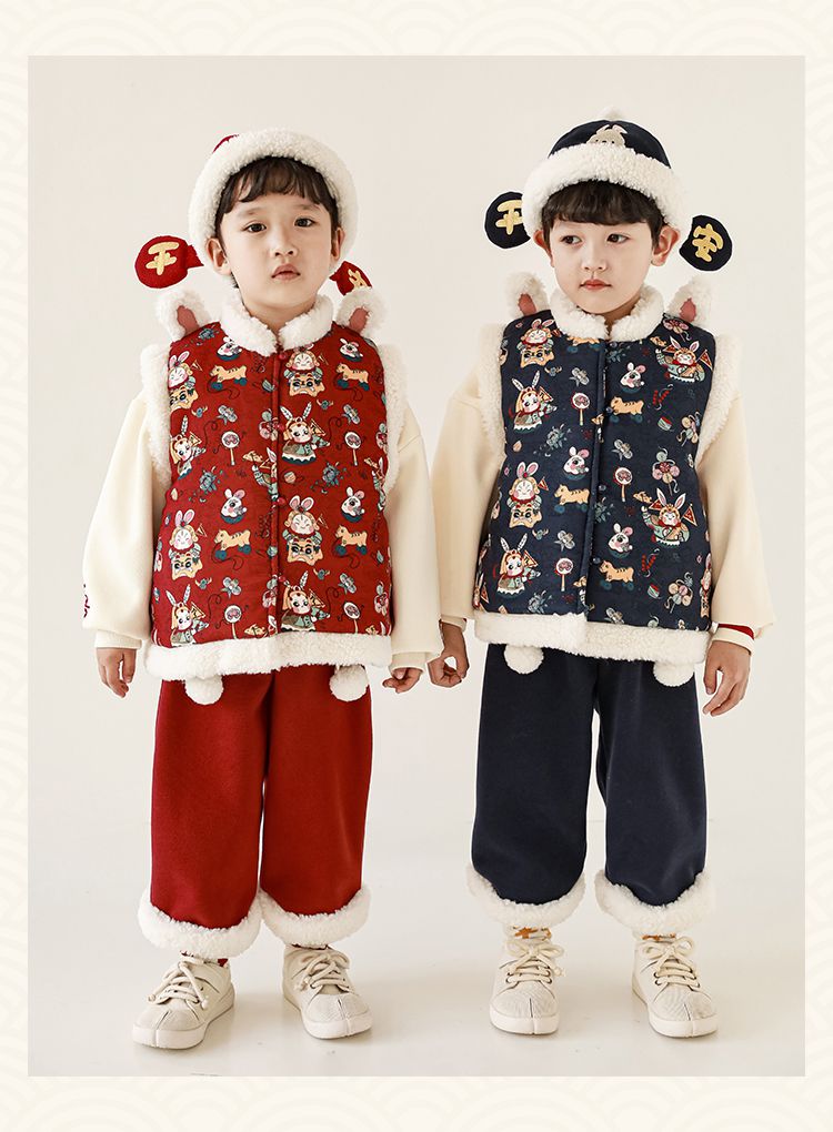 TONGMO - 漢服風加絨喜氣拜年休閒長褲-錦旗兔兔-紅色