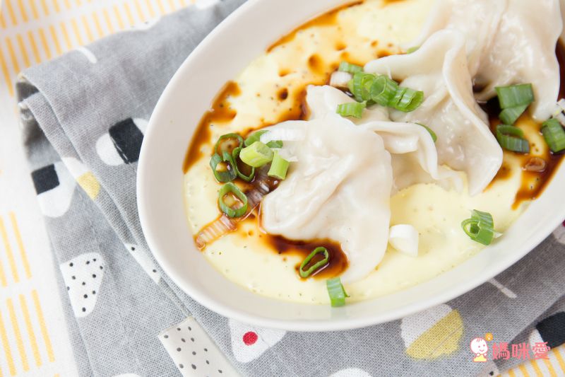 活力早餐系列【GREEN & SAFE】銀絲卷、小漢堡排、寶寶粥