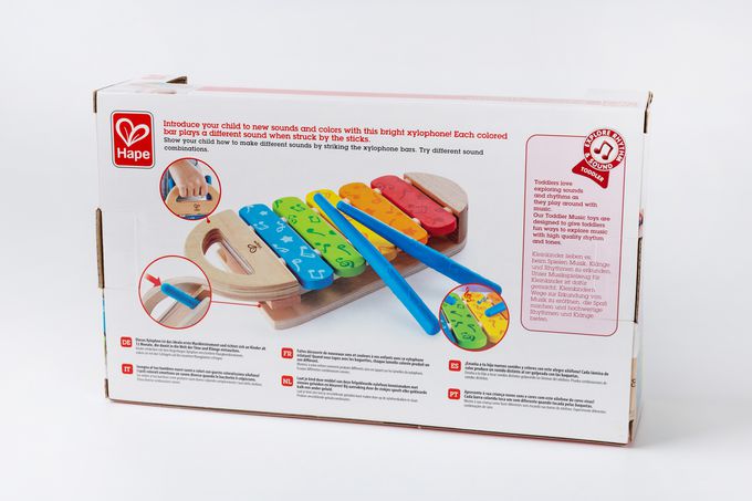 新生兒玩具福袋【1111最齊組】-含德國 Hape彩虹木琴*1+小牛津布書*1(動物農場/動物叢林/海洋世界隨機)+日本樂雅手搖鈴/掛件隨機*1+小牛津5Q寶貝觸覺球6入(6顆不同形狀軟積木)-原價$1850