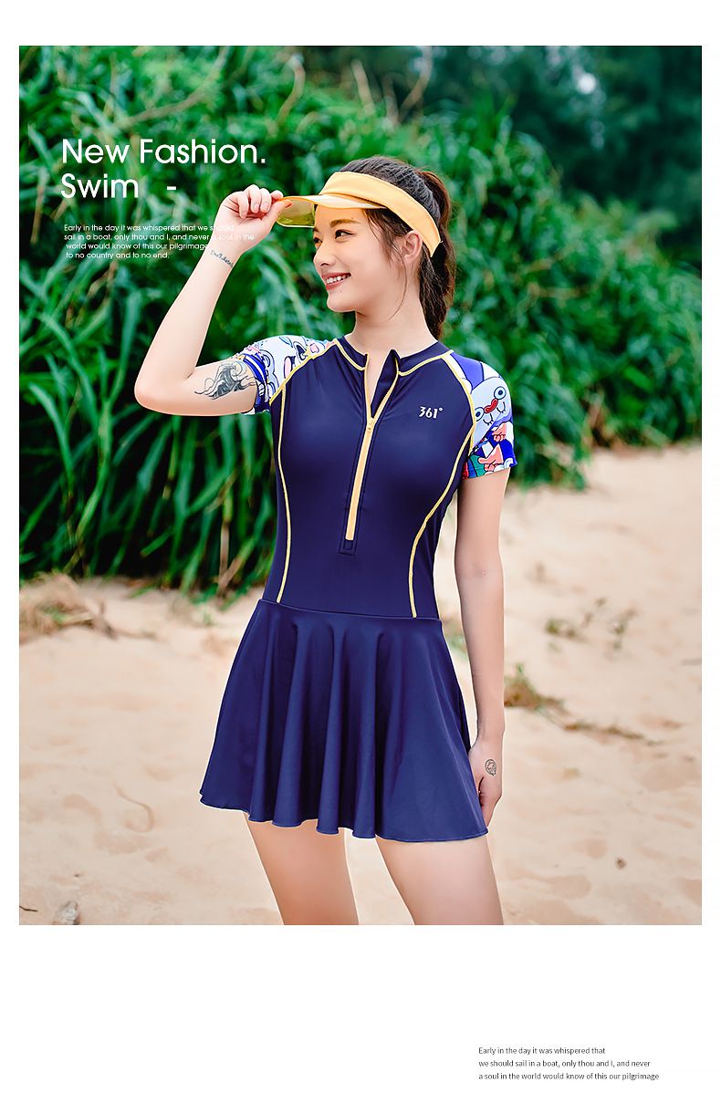 361° - 運動風短袖連身裙泳衣-熱帶樹葉-黑色