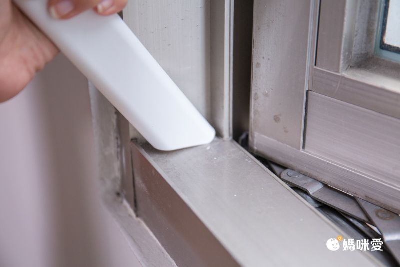 Jway - 無線四合一數位吸塵器(濕拖除螨版) JY-SV09M-白