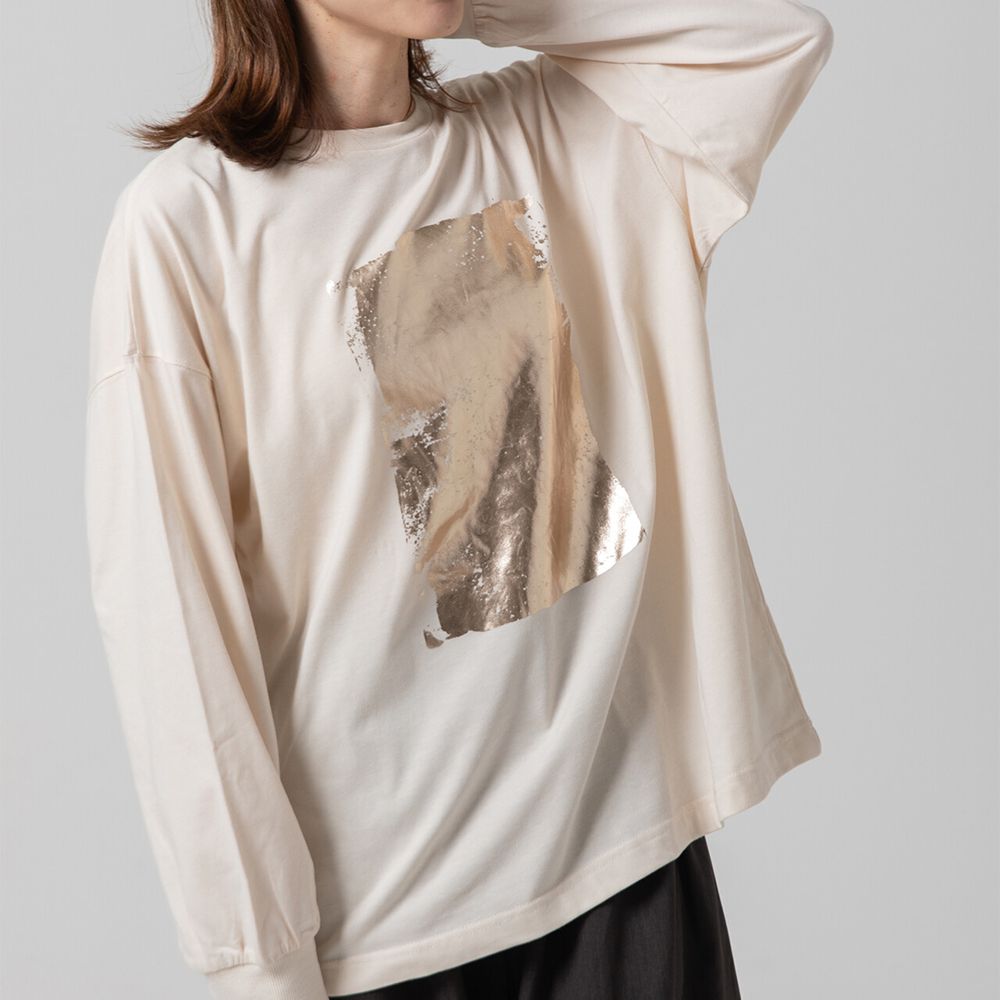 燙金時尚光澤廓形寬版長袖上衣-奶油x金