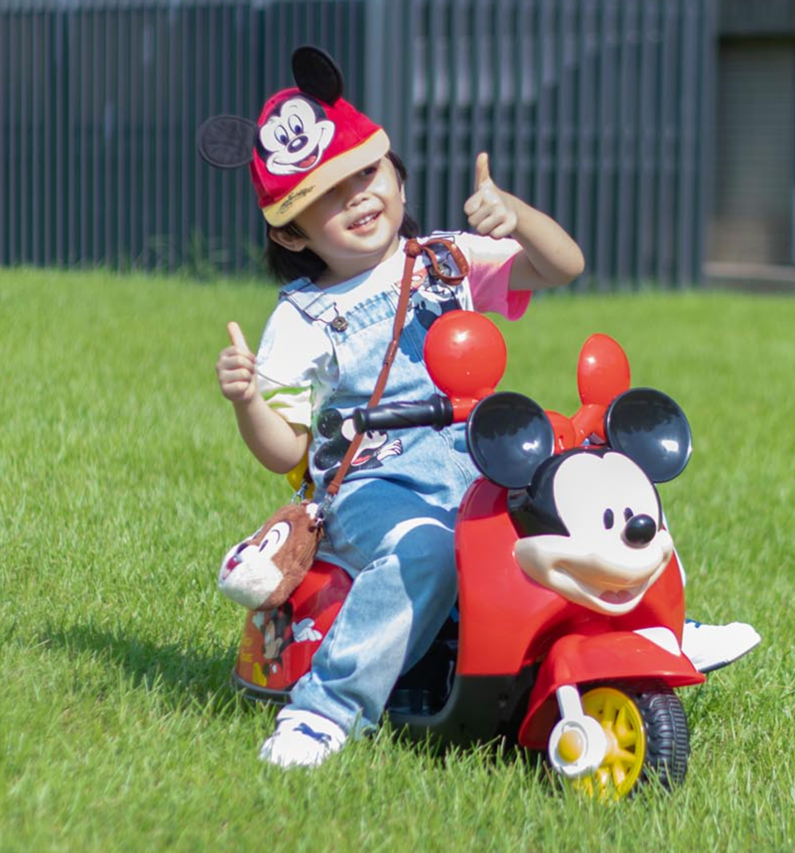 聰明媽咪兒童超跑 - 迪士尼米奇造型 正版授權 兒童電動摩托車-紅黑色