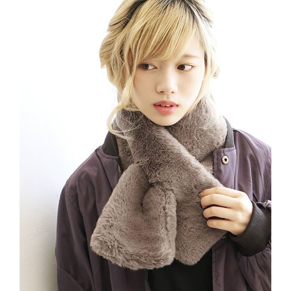 日本 zootie - 柔軟長刷毛交叉保暖圍巾-摩卡