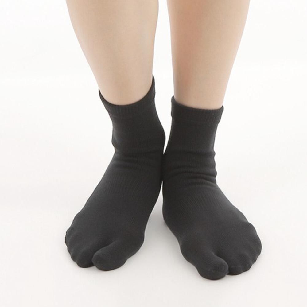 日本女裝代購 - 日本製 扁平足專用分趾襪-黑