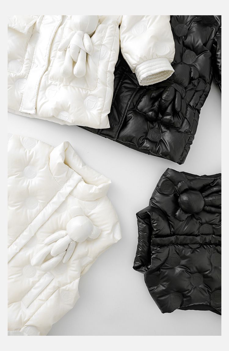 TONGMO - (90%鴨絨)可拆卸太空感立領羽絨外套-熊熊-米白色