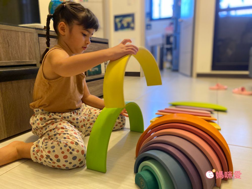 一組成就100種玩法【Color Fan】彩虹積木