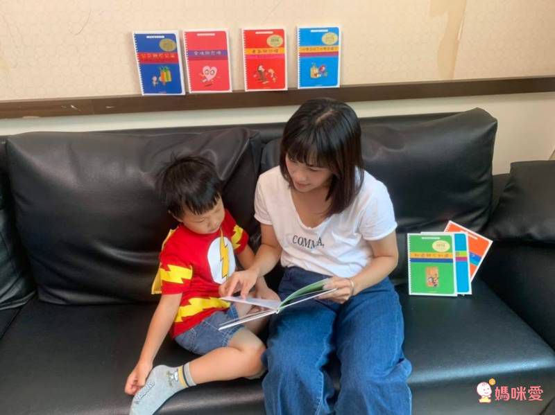 法國教育界推薦─【米奇巴克哲學種子套書】♔ 讓孩子在閱讀中思考，在思考中玩耍！小學共讀熱門選書★