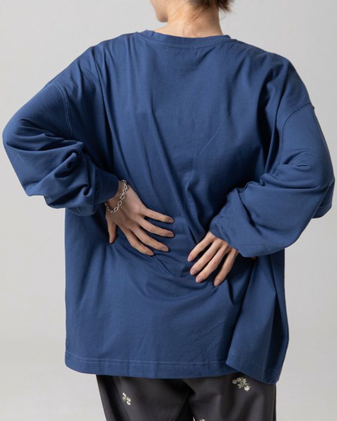 日本 gleam - 燙金時尚光澤廓形寬版長袖上衣-奶油x金