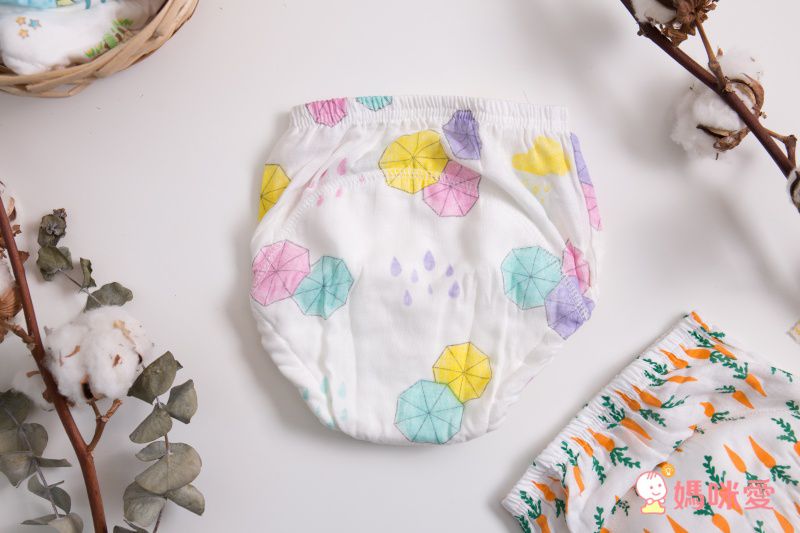 JoyNa - 輕薄透氣吸水棉質5層學習褲-3件入-雲朵彩虹+隨機2件