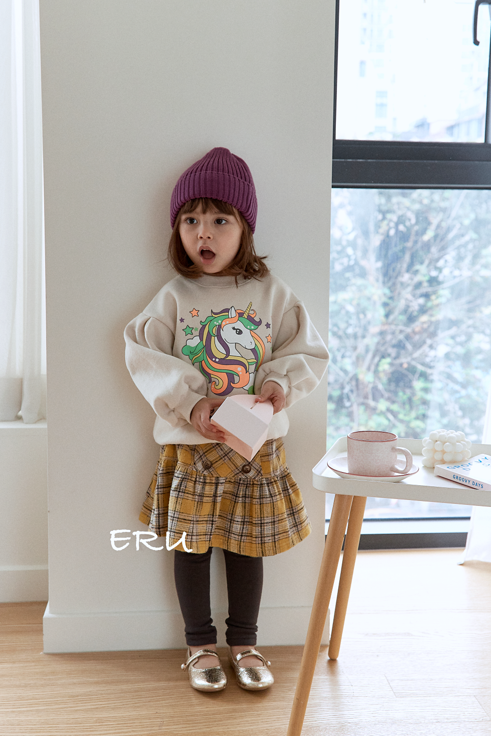 韓國 ERU - 裝飾鈕釦格紋褲裙-紅