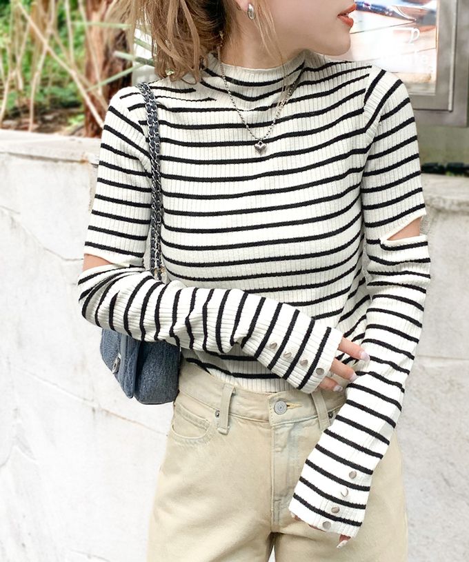 日本 Classical Elf - 時尚度UP金釦開叉袖小立領上衣-橫條紋-黑白