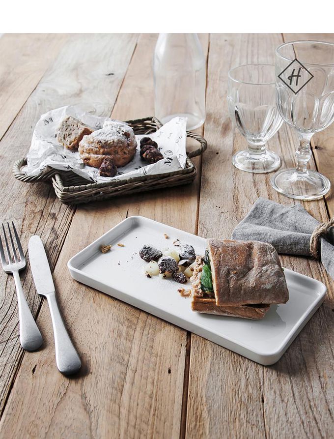 韓國 SSUEIM - LEED系列莫蘭迪陶瓷長方形淺盤Ｍ (白色)