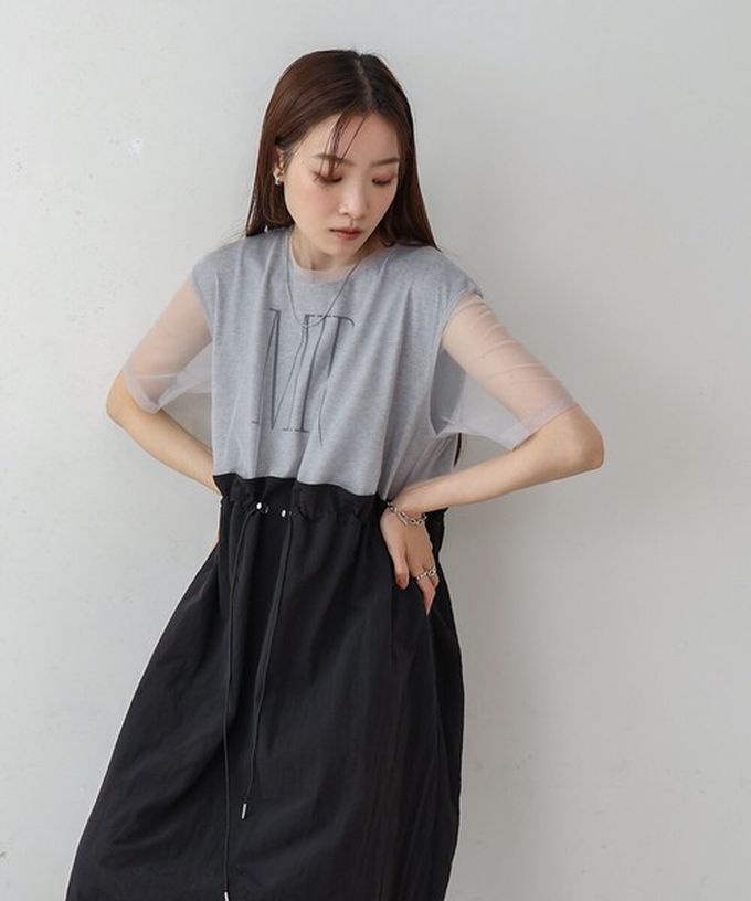 日本 Bab - 拼接層次感抽繩薄紗短袖洋裝-白x炭灰