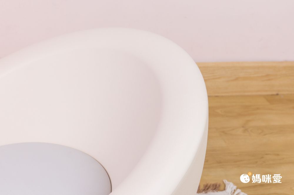 最美型兒童家具 ♥【iFam 小沙發 / 遊戲桌】培養蒙特梭利！