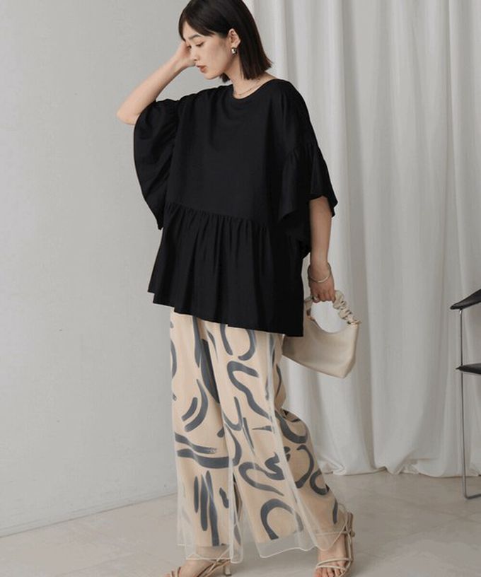 日本 Bab - 透氣嫘縈飄逸大寬袖上衣-黑