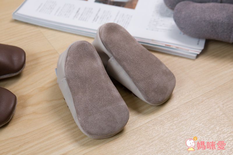 英國Inch Blue - 真皮手工寶寶鞋-水彩花