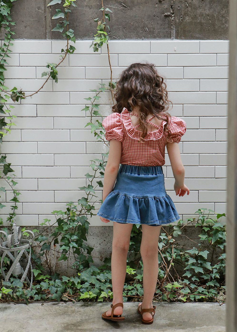 韓國 PuellaFLO - 露背交叉荷葉領公主袖上衣-紅