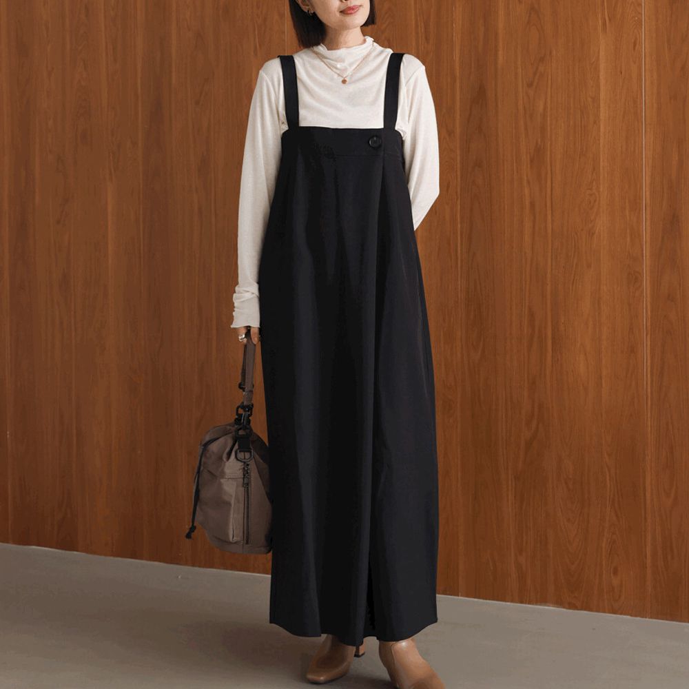 斜紋布優雅摺線工裝風吊帶裙-黑