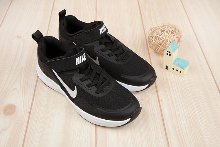 NIKE - WEARALLDAY黑色兒童運動慢跑鞋