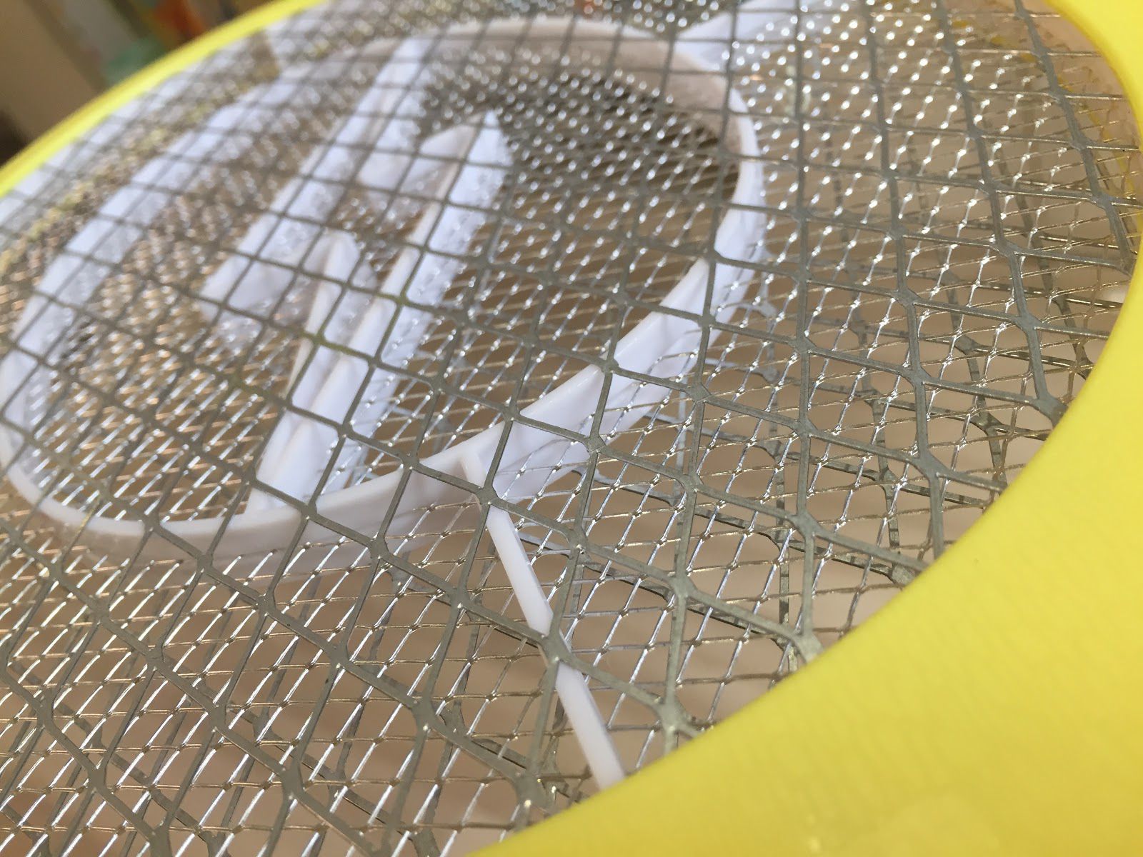 東元 TECO-LED 吸入式捕蚊燈！買單入組就送捕蚊拍