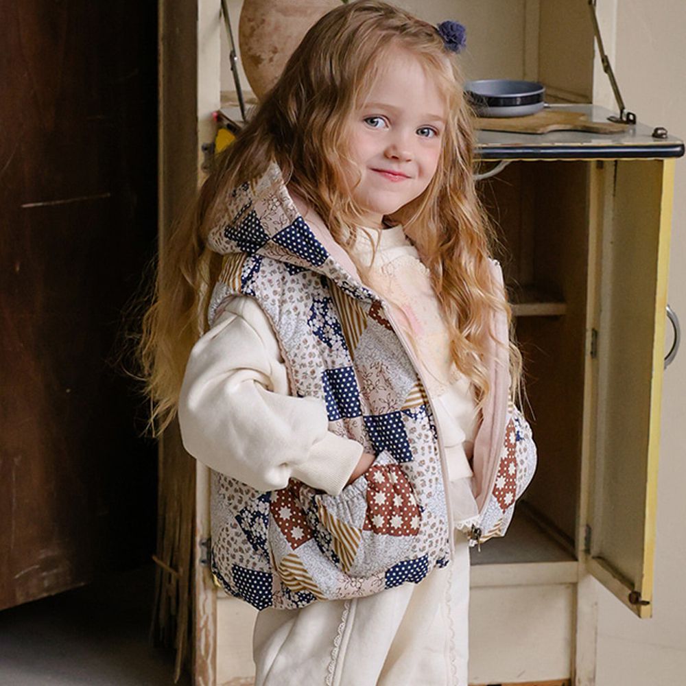 Puellaflo 文藝拼接風保暖鋪棉連帽背心-海軍藍X淡粉