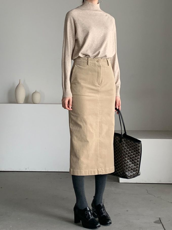 韓國女裝連線 - 薄燈芯絨直筒後開衩中長裙-淺卡其