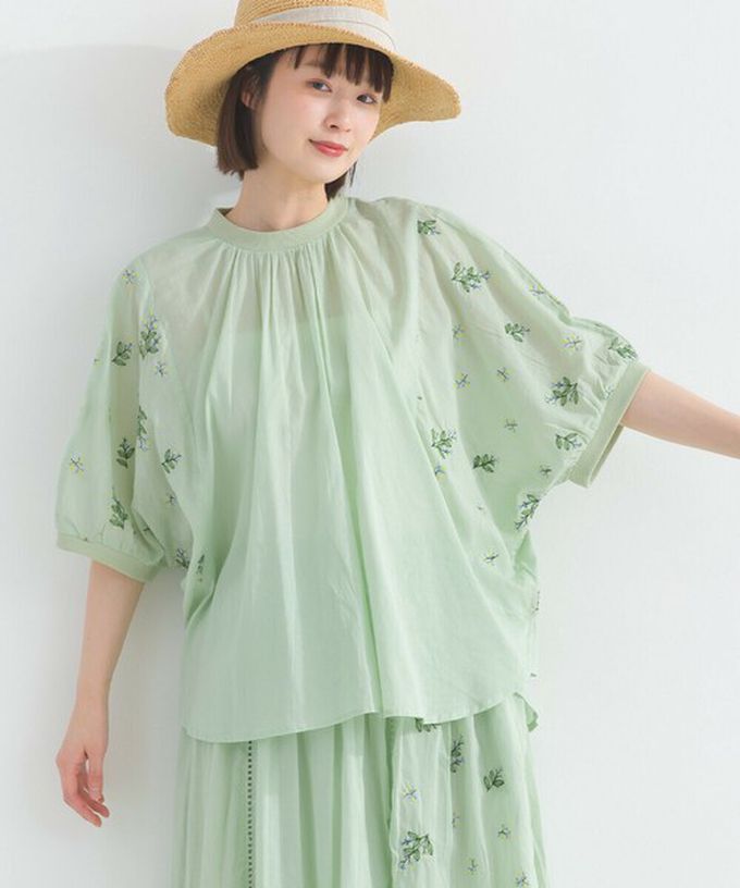 日本 Lupilien - 100%印度棉 優美植物刺繡大寬袖上衣-海軍藍