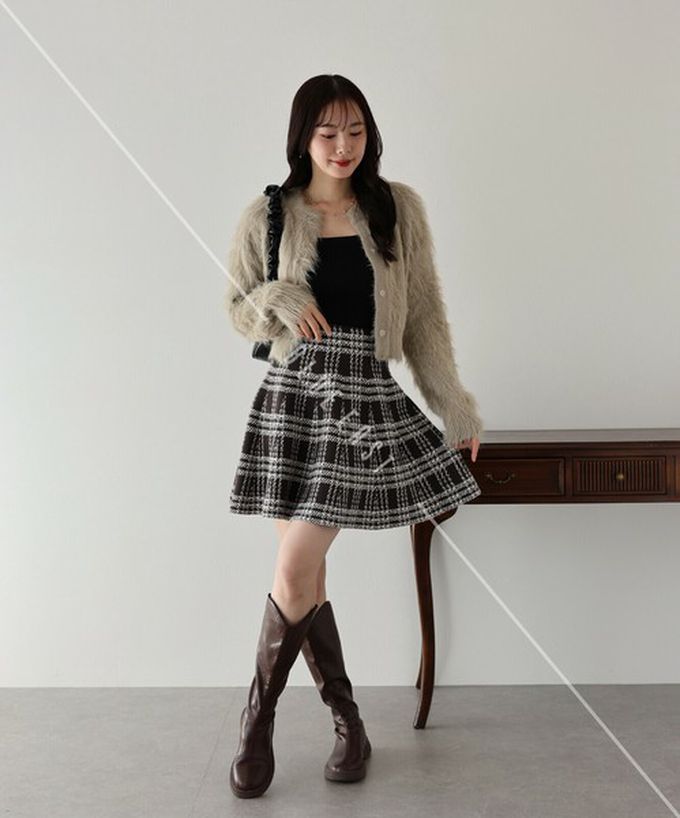 日本 BLUE EAST - 甜心格紋針織迷你短裙-深棕黑